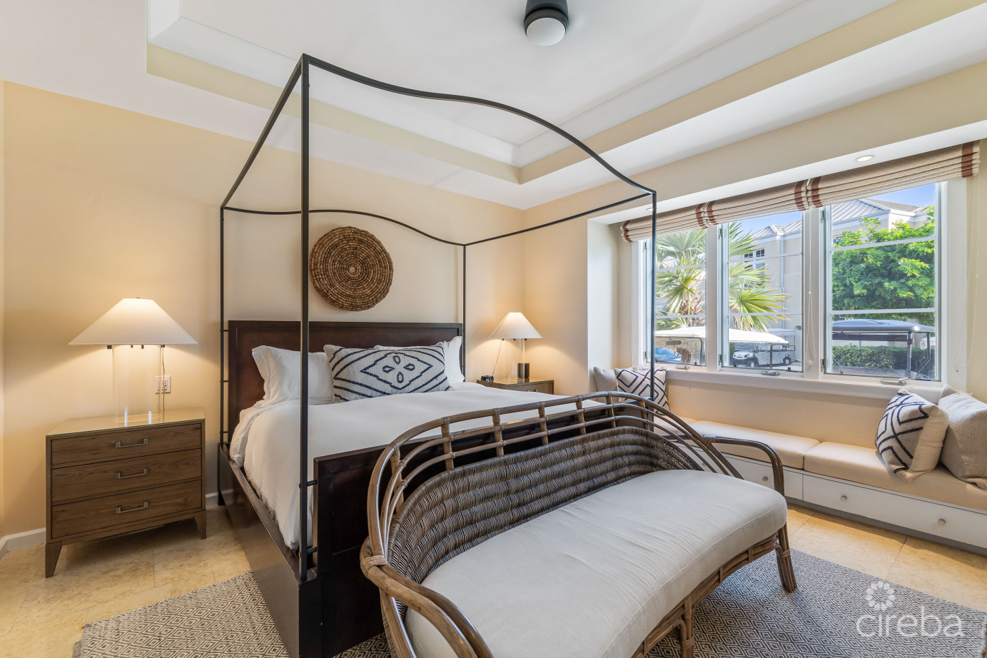 Ritz Carlton - Exclusive Resorts Residence