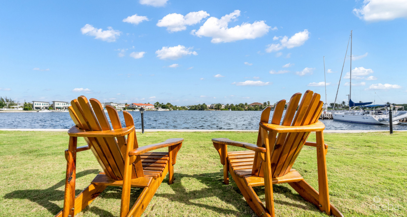 Lime Tree Bay Upgraded Studio