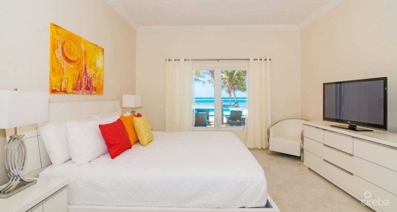 Beachfront Single-level South Sound Home