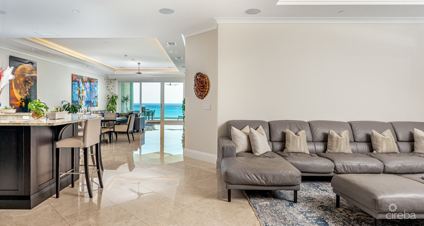 Watercolours - High Floor Location