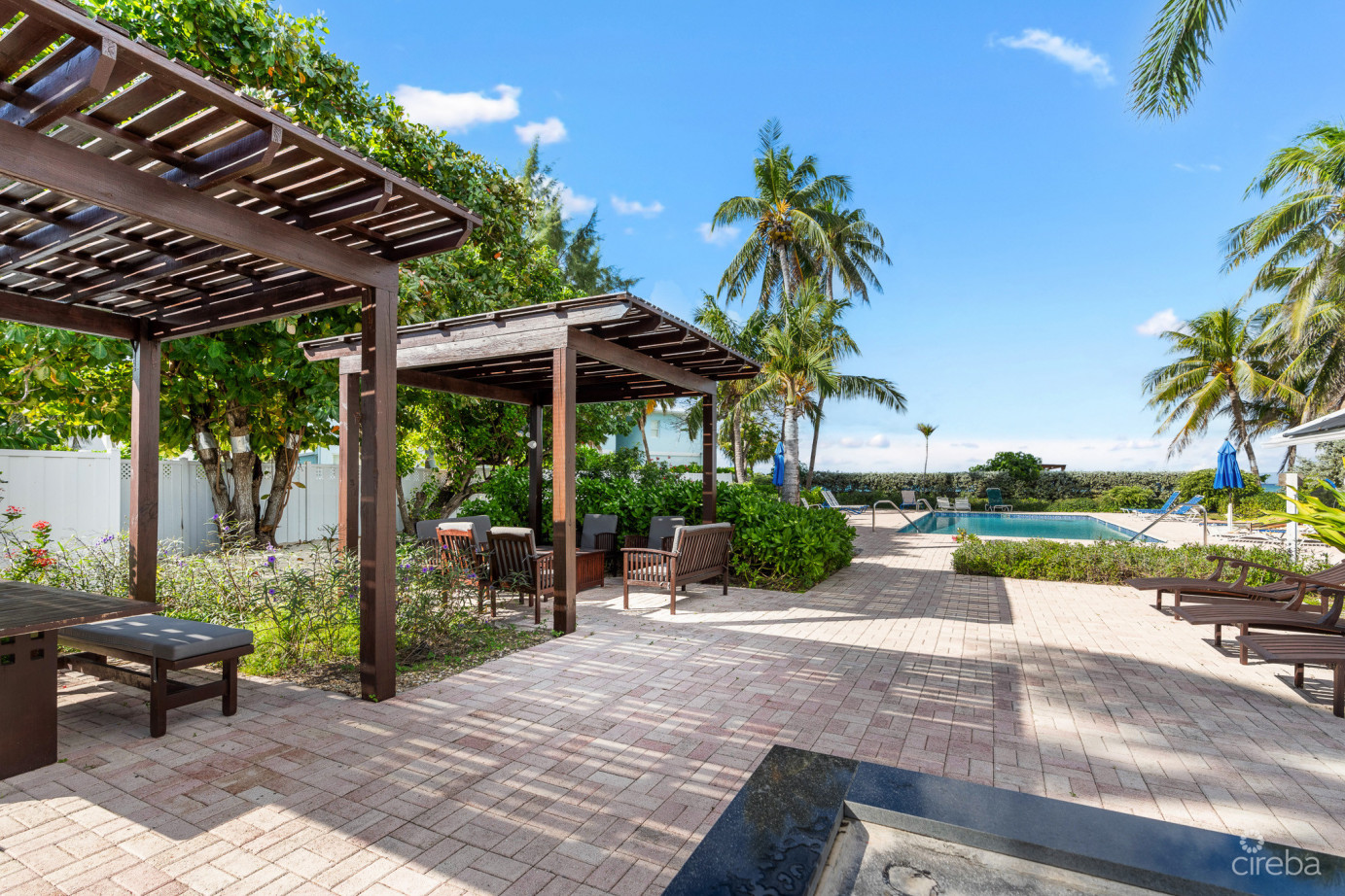 Beachfront Condo Island Pine Villas