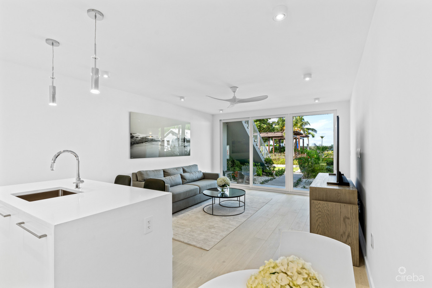 Beachfront Condo Island Pine Villas