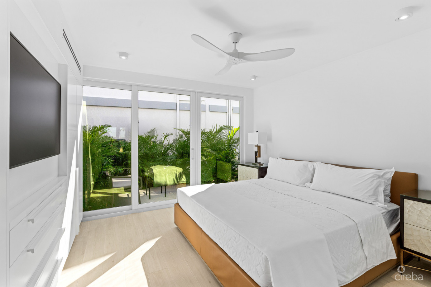 Beachfront Condo Island Pine Villas