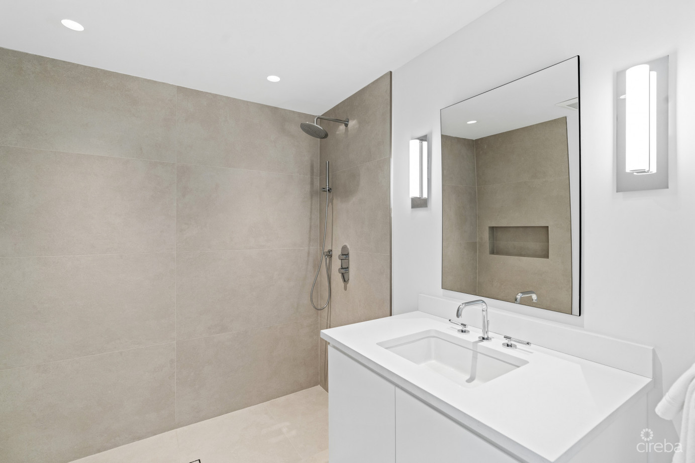 Beachfront Condo Island Pine Villas