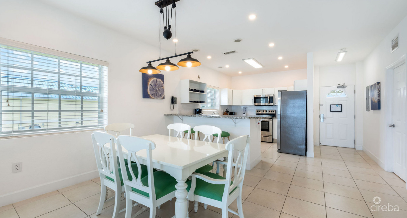 Castaway Coves 213 Spacious 2 Bed 2 Bath