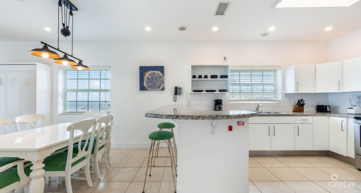 Castaway Coves 213 Spacious 2 Bed 2 Bath