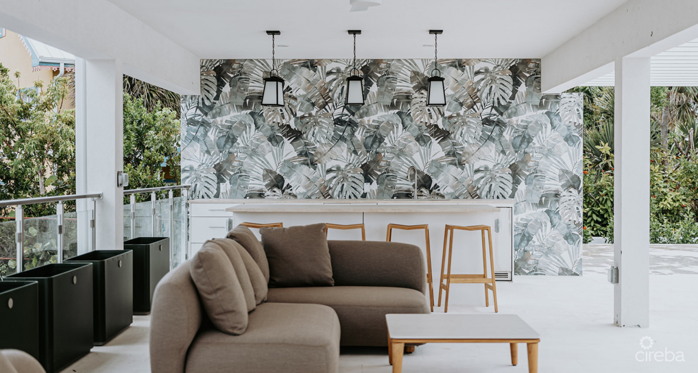 28 Sunset Point  Well Appointed Seafront Unit  1-bed/ 1.5 Bath