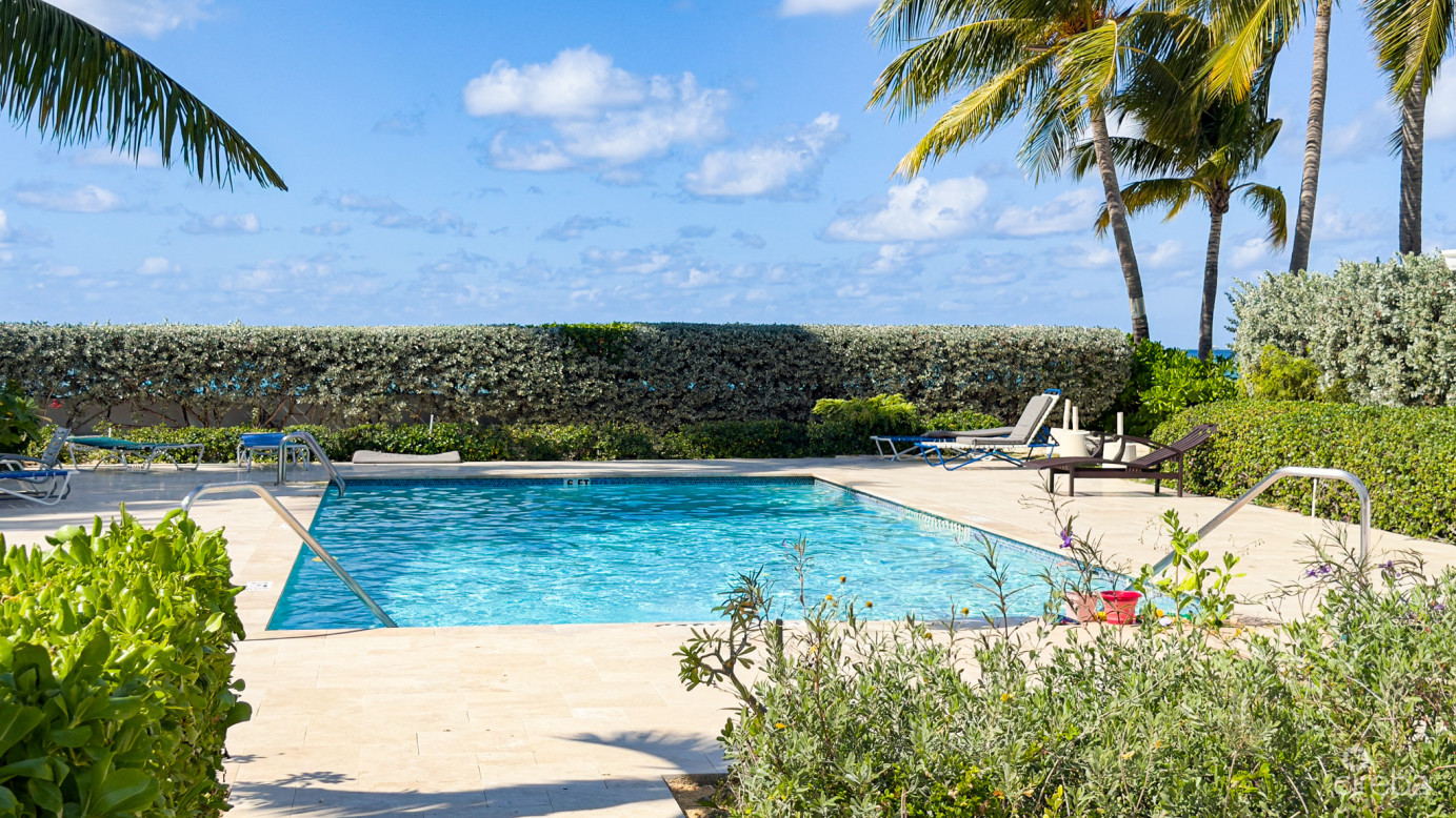 Beachfront Condo Island Pine Villas