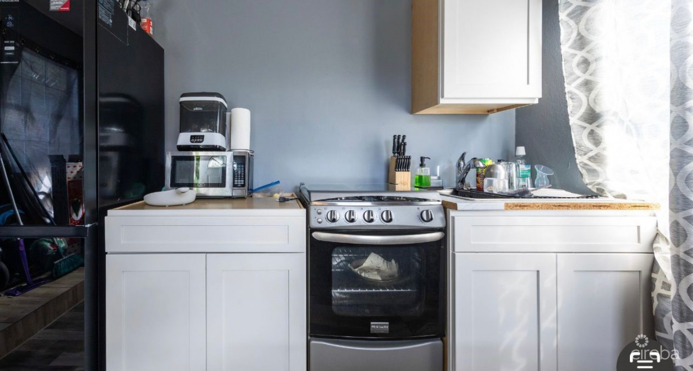 West Bay Multi Unit Income Producing Property