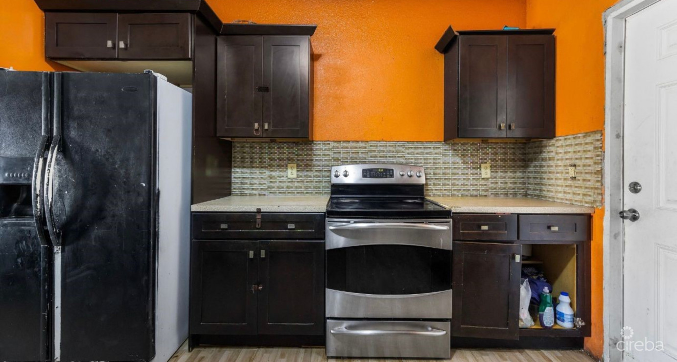 West Bay Multi Unit Income Producing Property