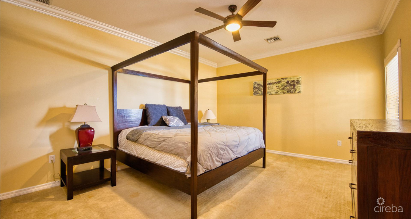 South Shore 302 - Oceanfront 3 Bed With 7.6%+ Gross Roi Potential!