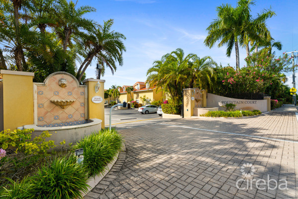 Fountain Court 3 Bed Plus Den