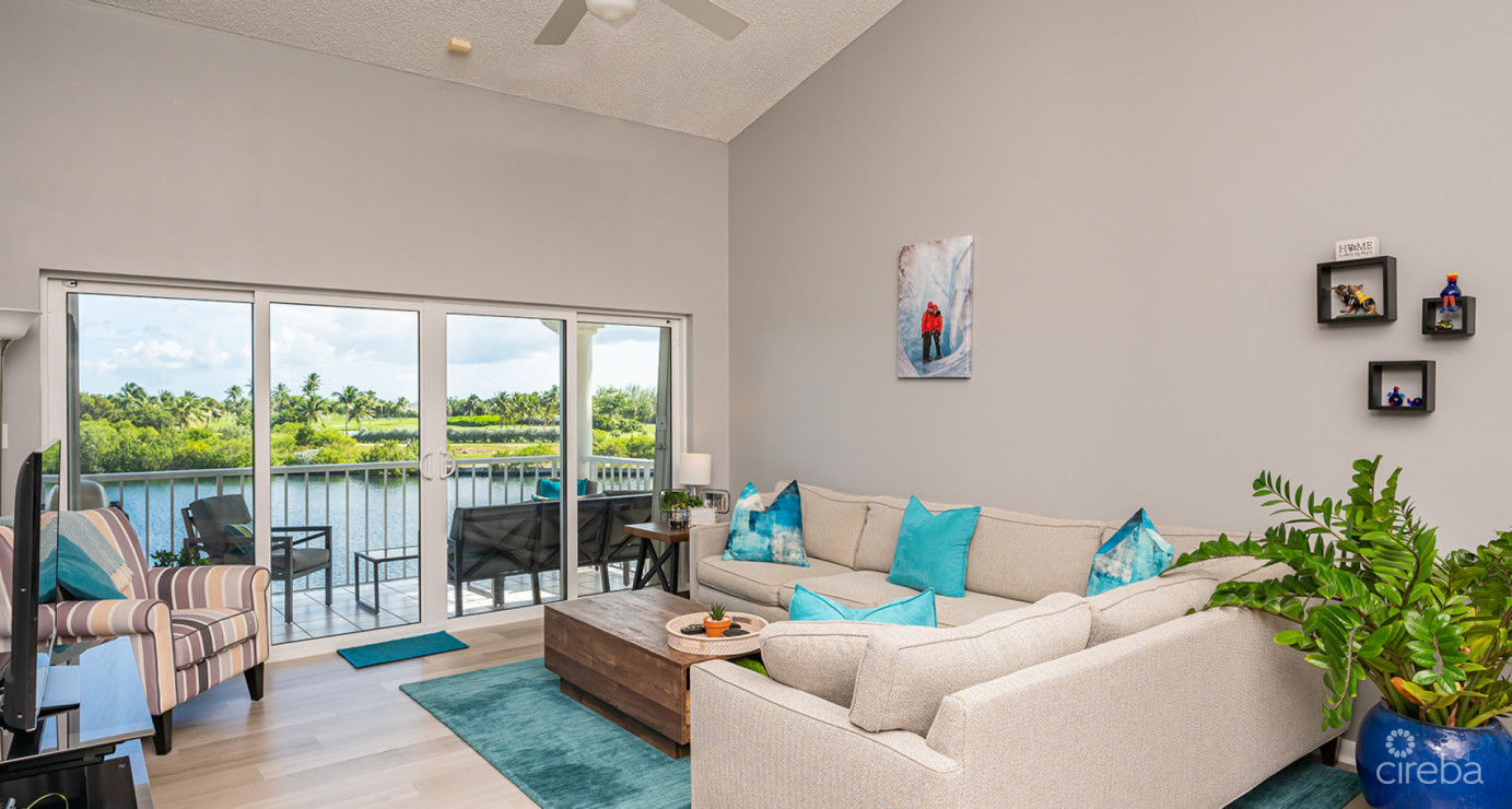 Dual Aspect Waterfront Penthouse At Waterways