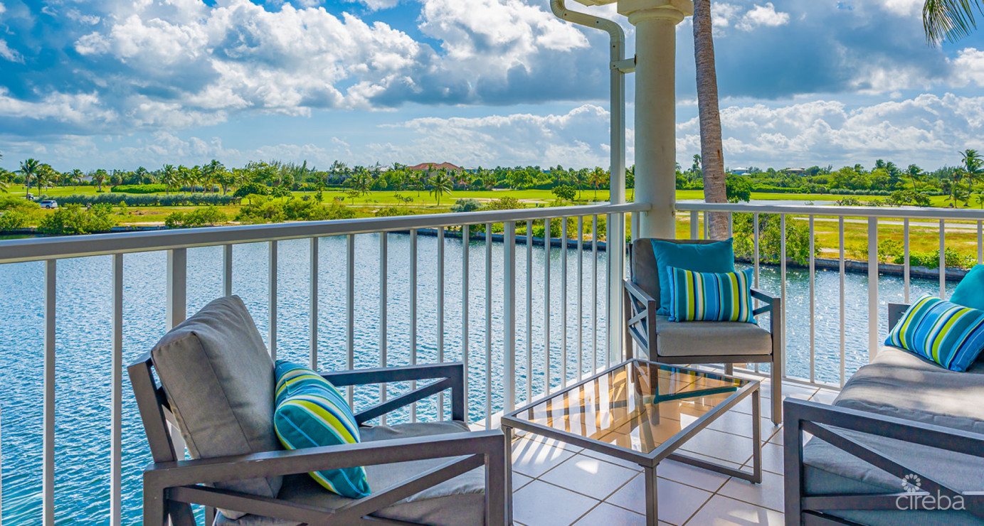 Dual Aspect Waterfront Penthouse At Waterways