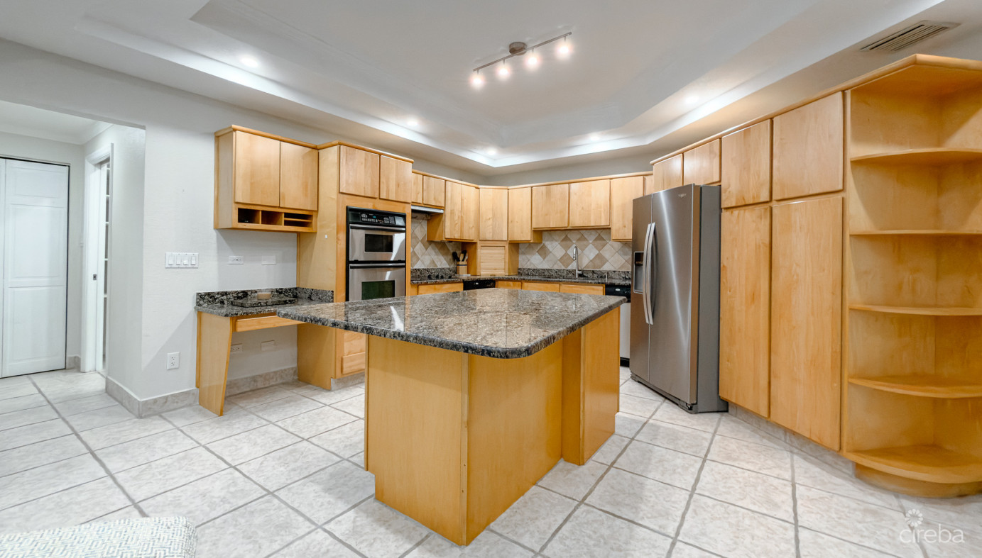 Poinsettia Condo Seven Mile Beach