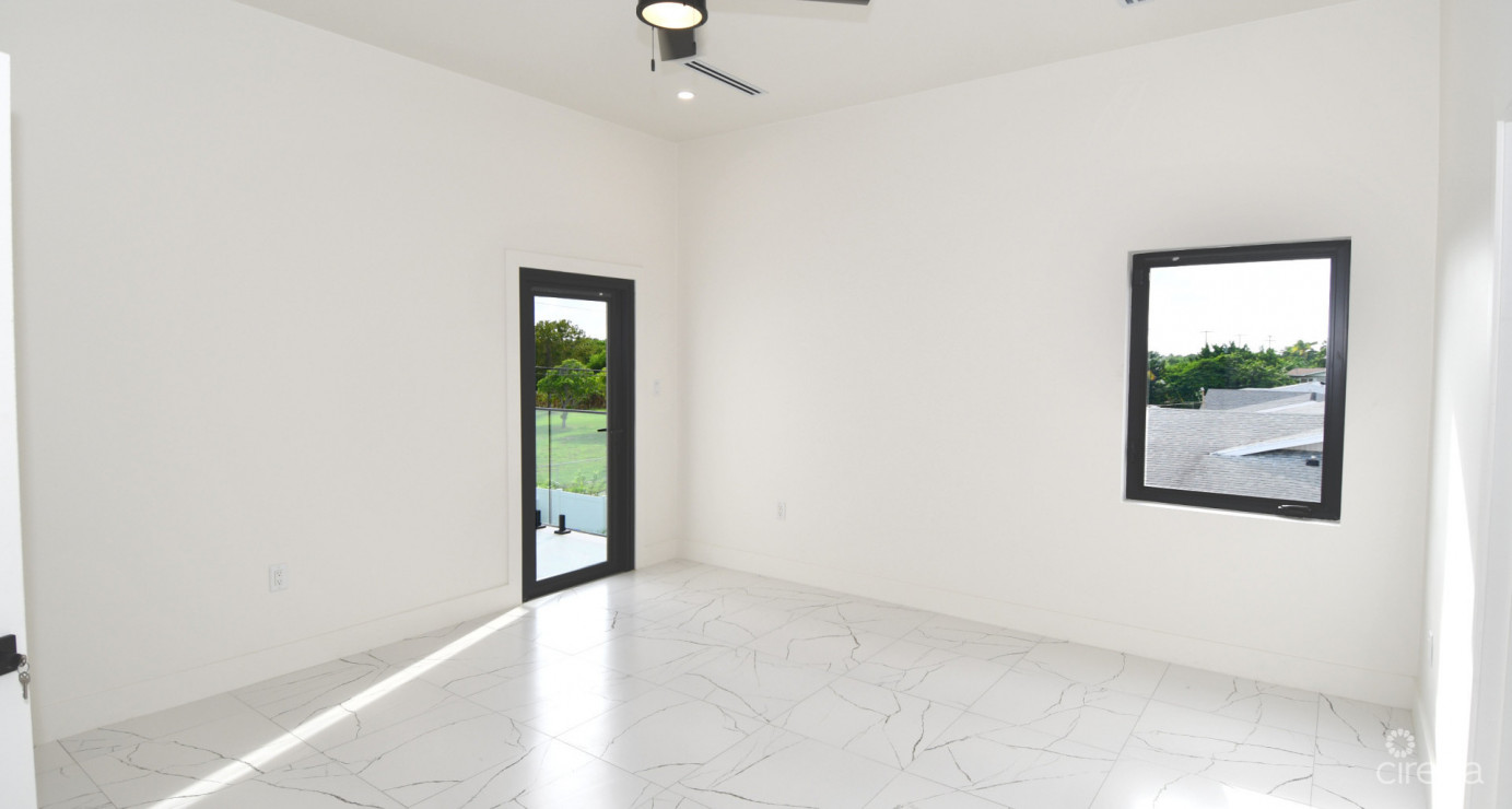 Brand New Luxury Villa