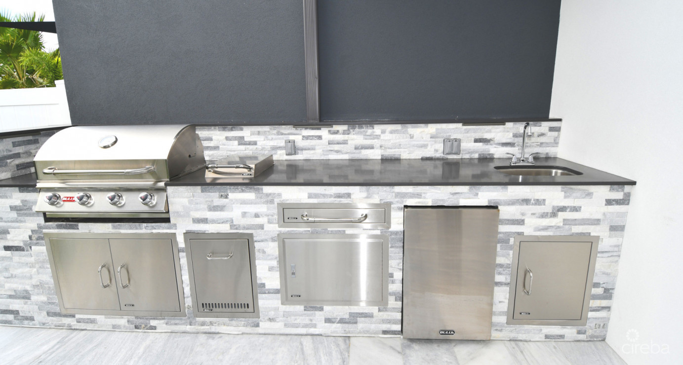 Brand New Luxury Villa