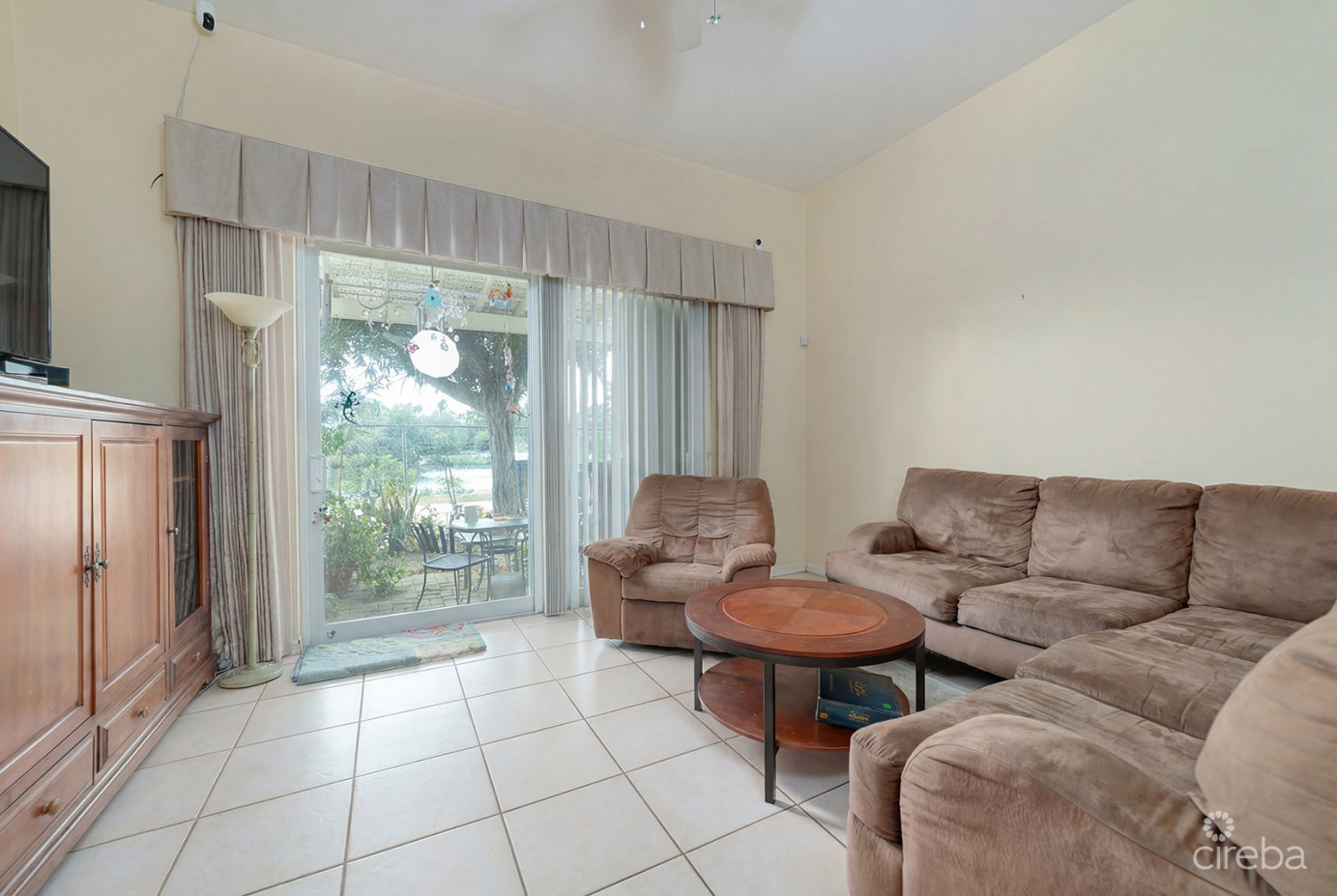 Fountain Court 2 Bed 2.5 Bath