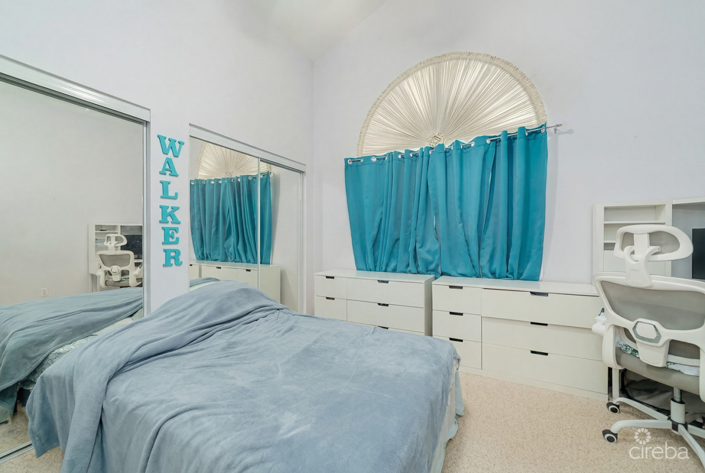 Fountain Court 2 Bed 2.5 Bath