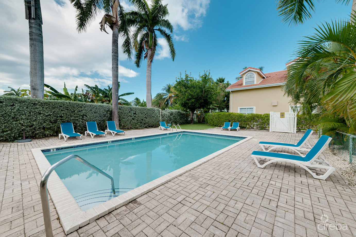 Fountain Court 2 Bed 2.5 Bath