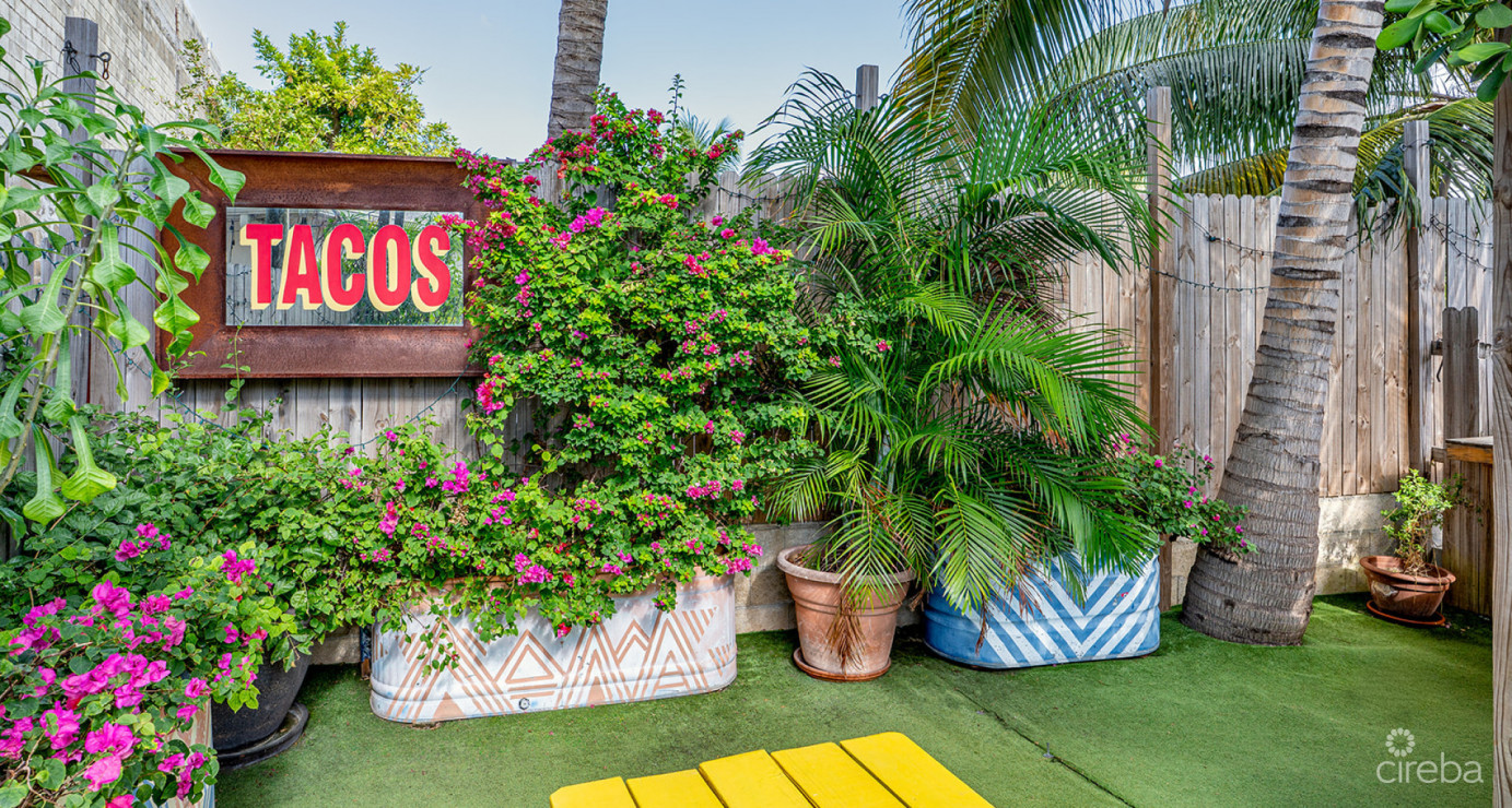 Prime Restaurant Building On Bypass - Fully Fitted And Ready To Trade