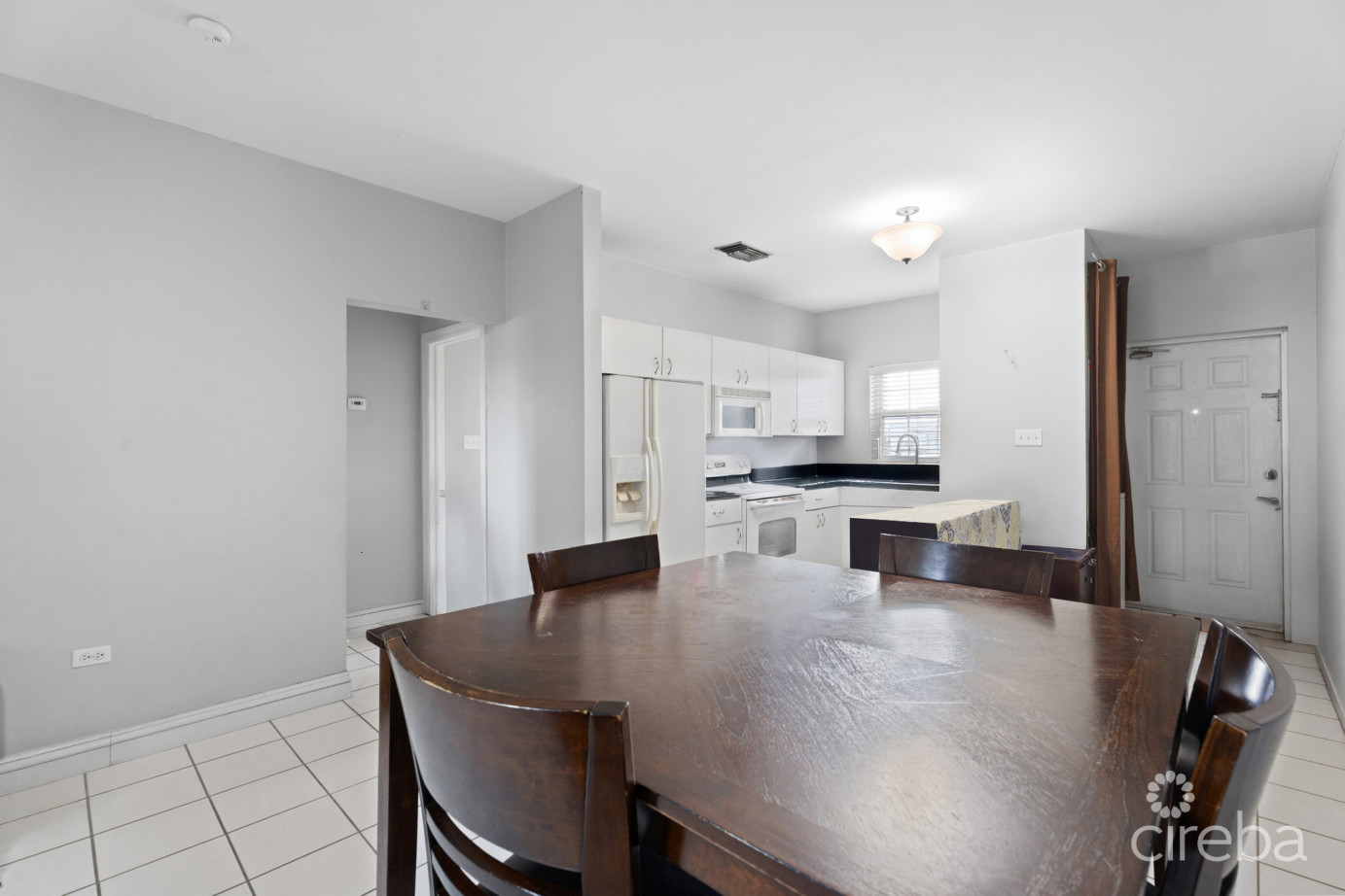 Silver Oaks Condo - 2 Bed, 2 Bath . Second Floor