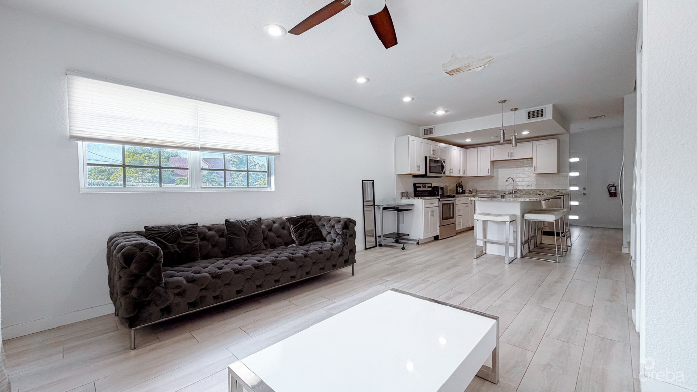 Meadows 2 Bed Townhouse West Bay