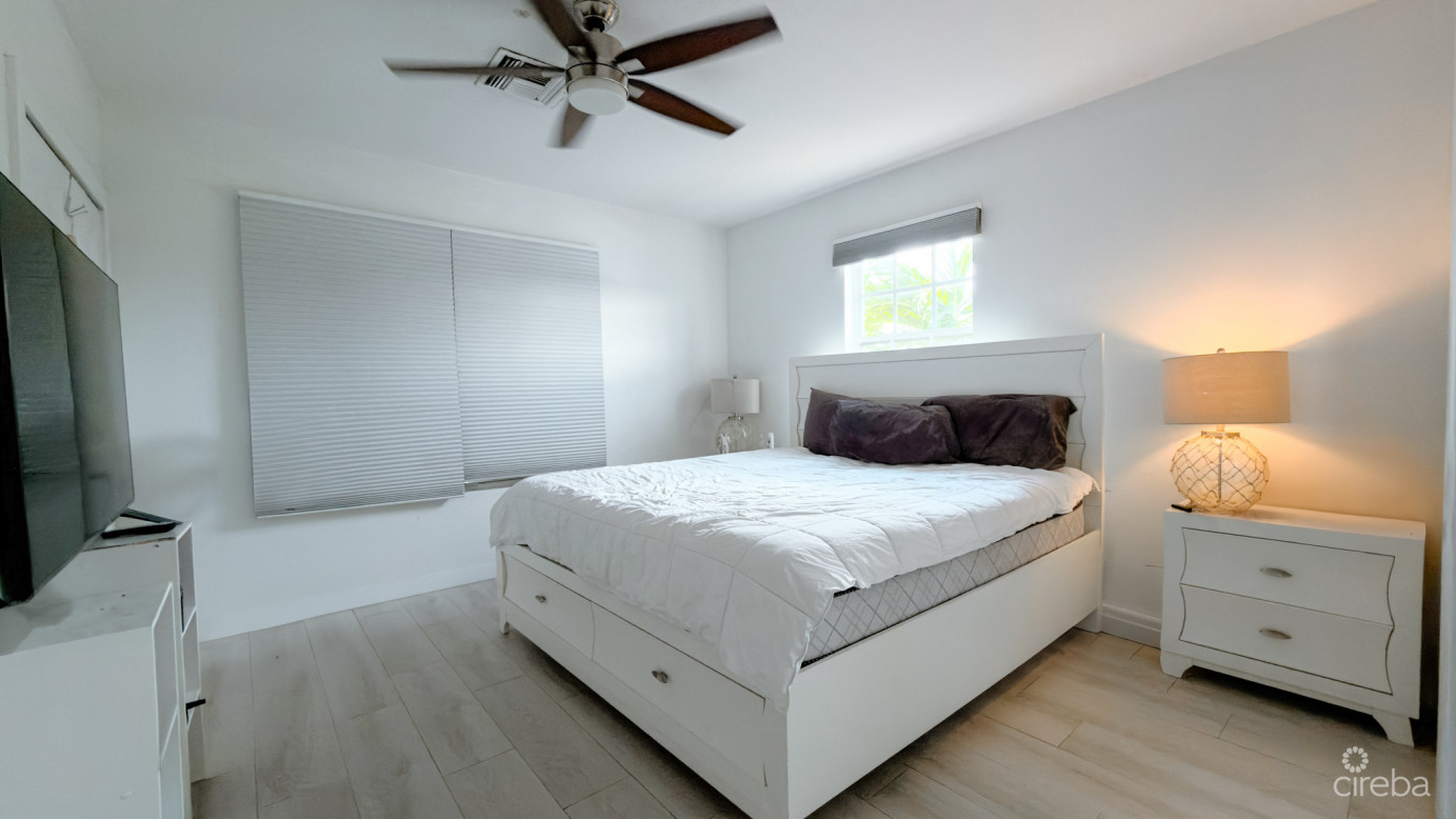 Meadows 2 Bed Townhouse West Bay