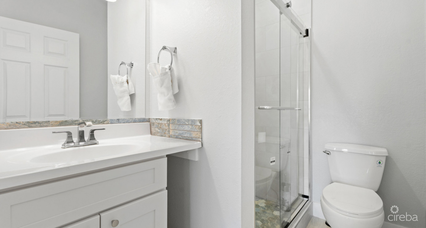 Kaibo Ph 2 #15 (beachfront Gf Just Renovated 2 Bed, 2.5 Bath W/ Storage Unit)