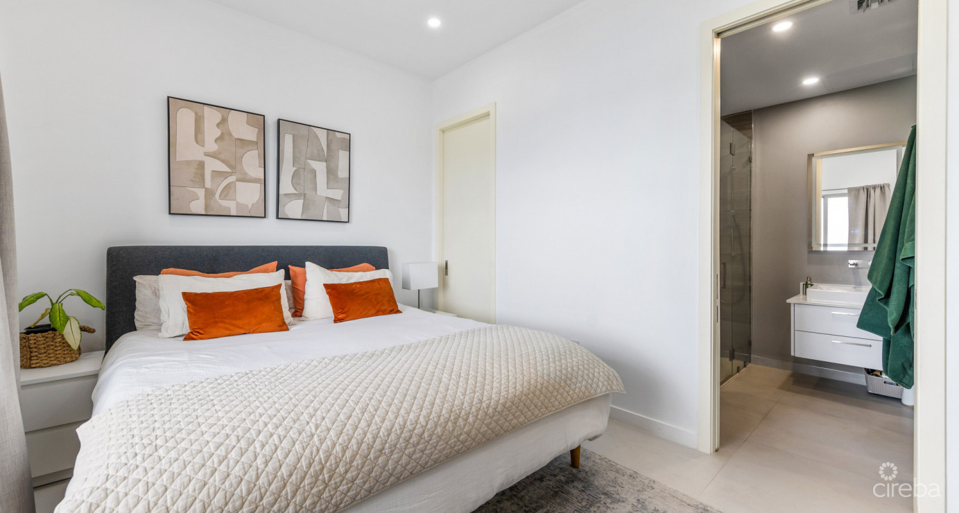 Rare Find At Harbour Walk: One Of Only Two Oversized 1-bed + Den With Exclusive Perks