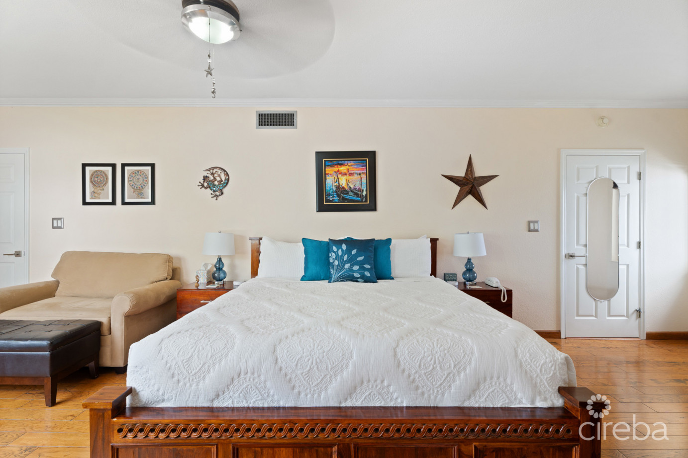 The Retreat 12, Rum Point Condo With Beach View