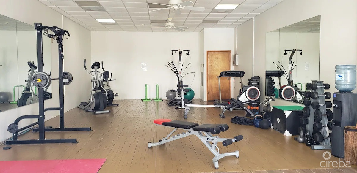 The Retreat 12, Rum Point Condo With Beach View