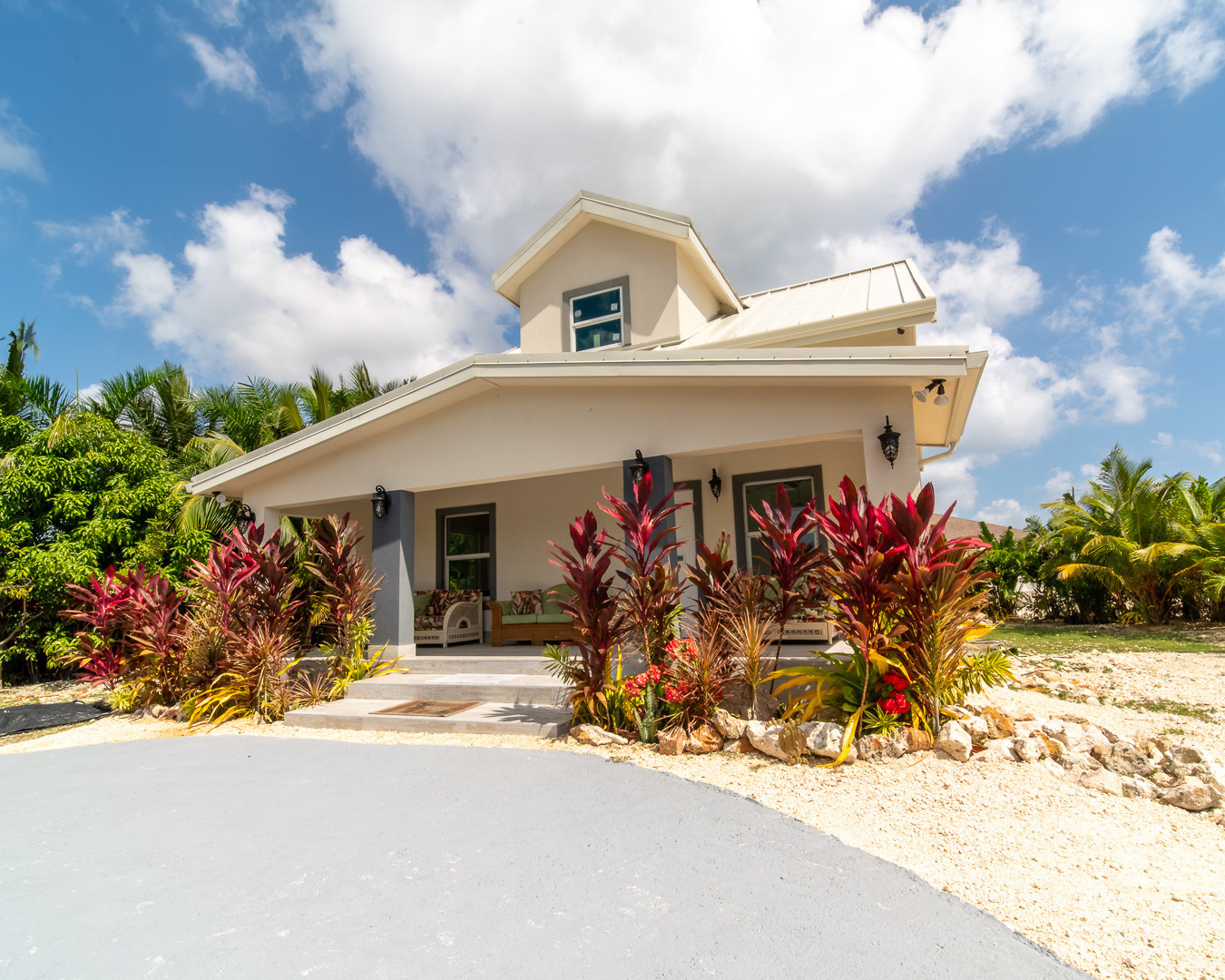 Lovely  Family Home - Lookout Gardens