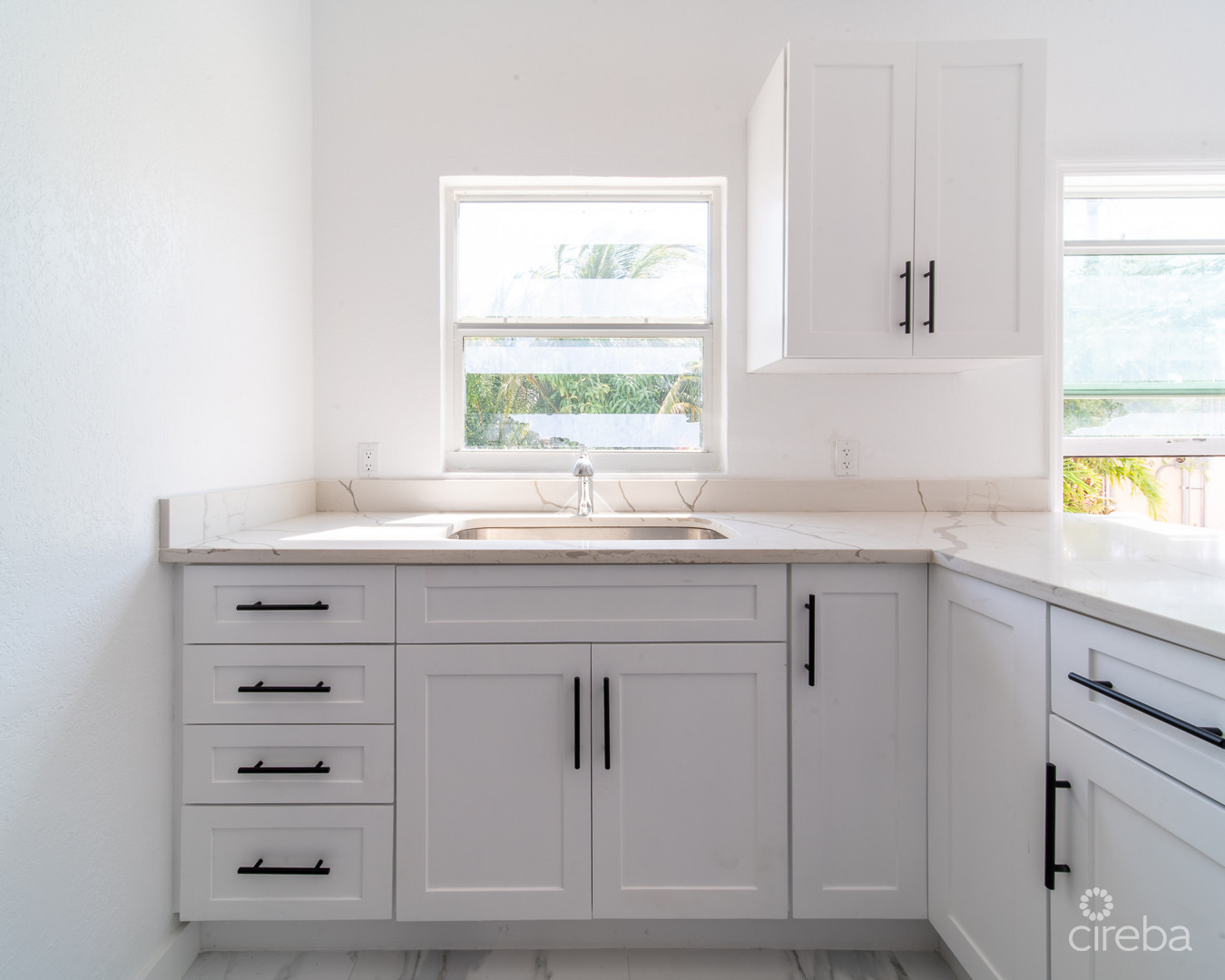 Lovely  Family Home - Lookout Gardens