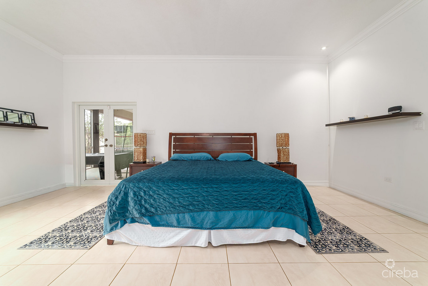 3 Bed Midway Close Family Home