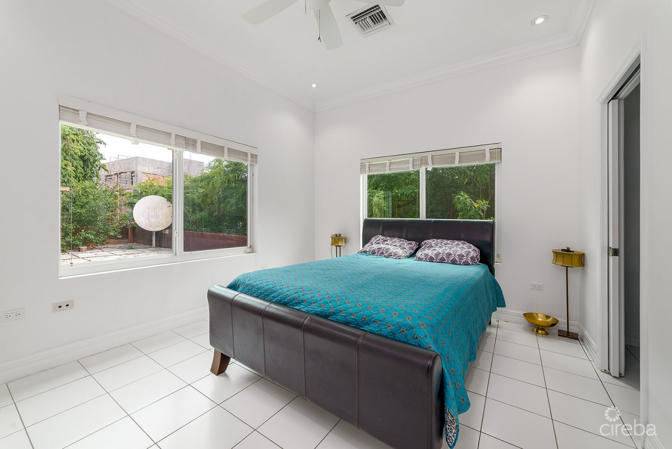 3 Bed Midway Close Family Home