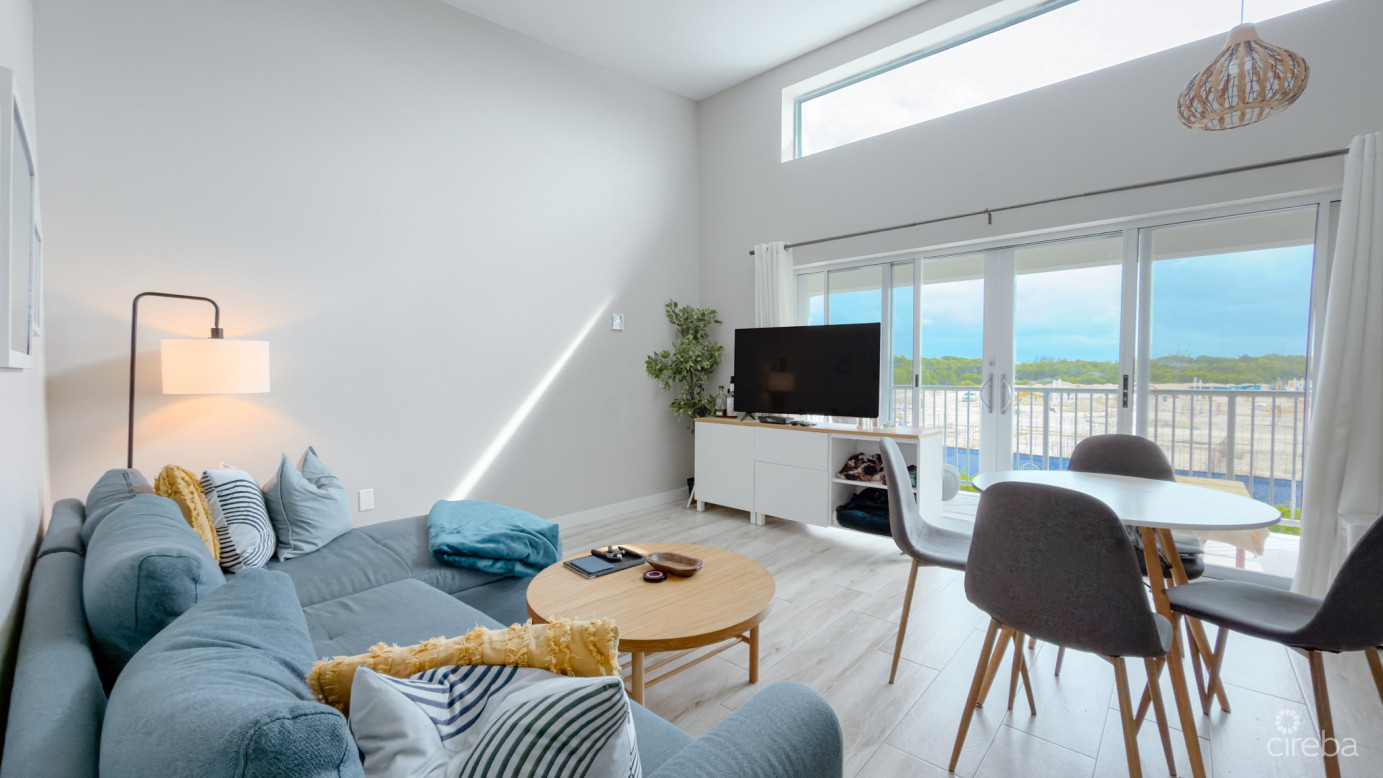 Downtown Reach 1 Bed Condo