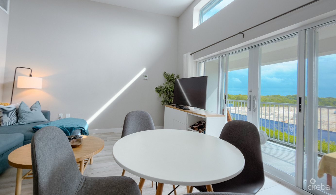 Downtown Reach 1 Bed Condo