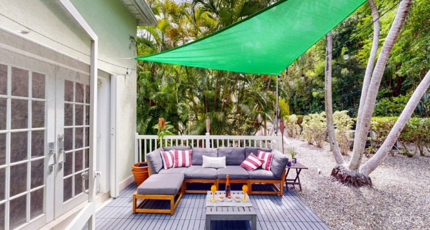 Happy 3 Bed Townhome At Garden Retreat In Gt