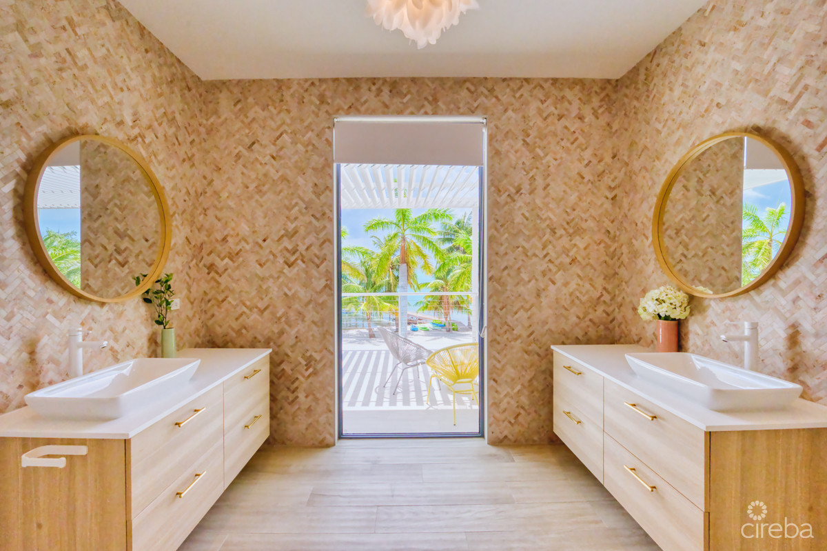 Kai Rose, Cayman Kai Estate