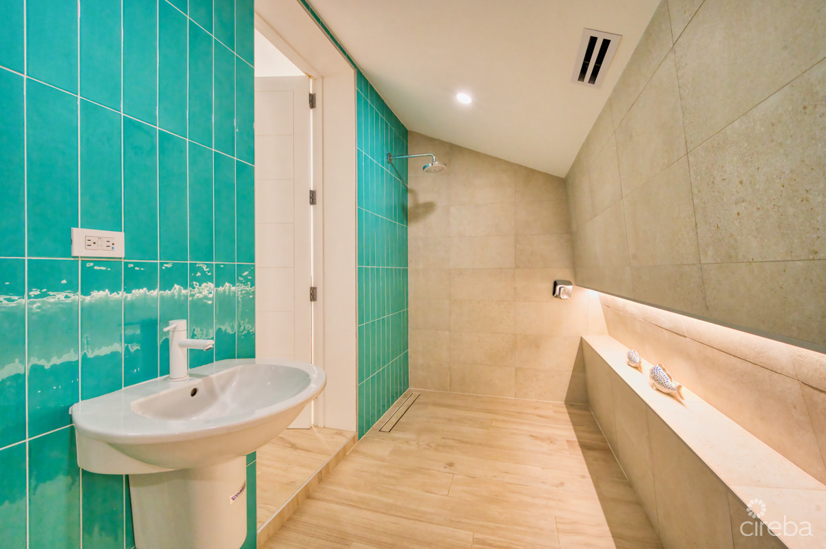 Kai Rose, Cayman Kai Estate