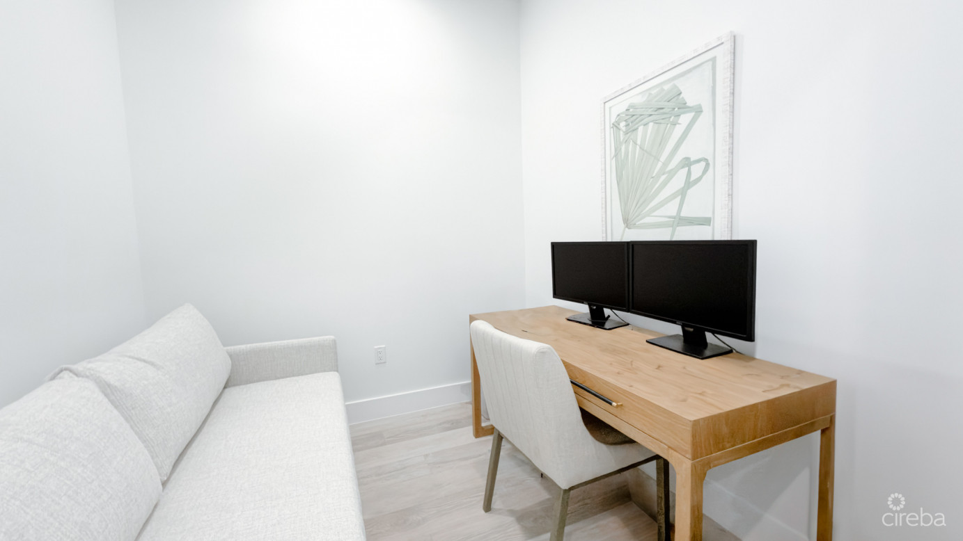 Aura Townhouse 2 Bed Plus Den