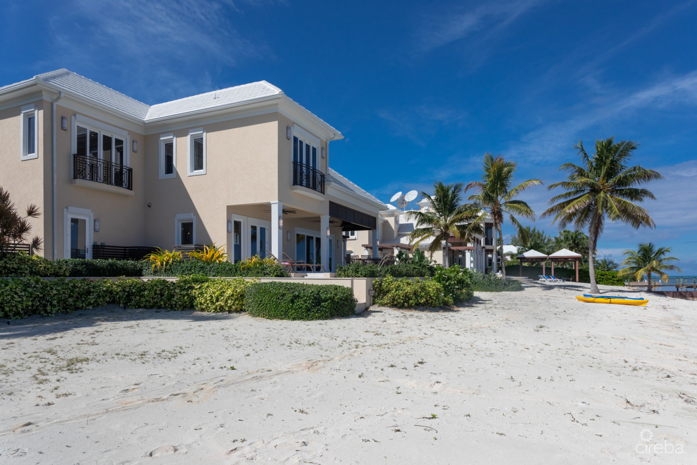 Compound Kai Luxury Estate, Grand Cayman