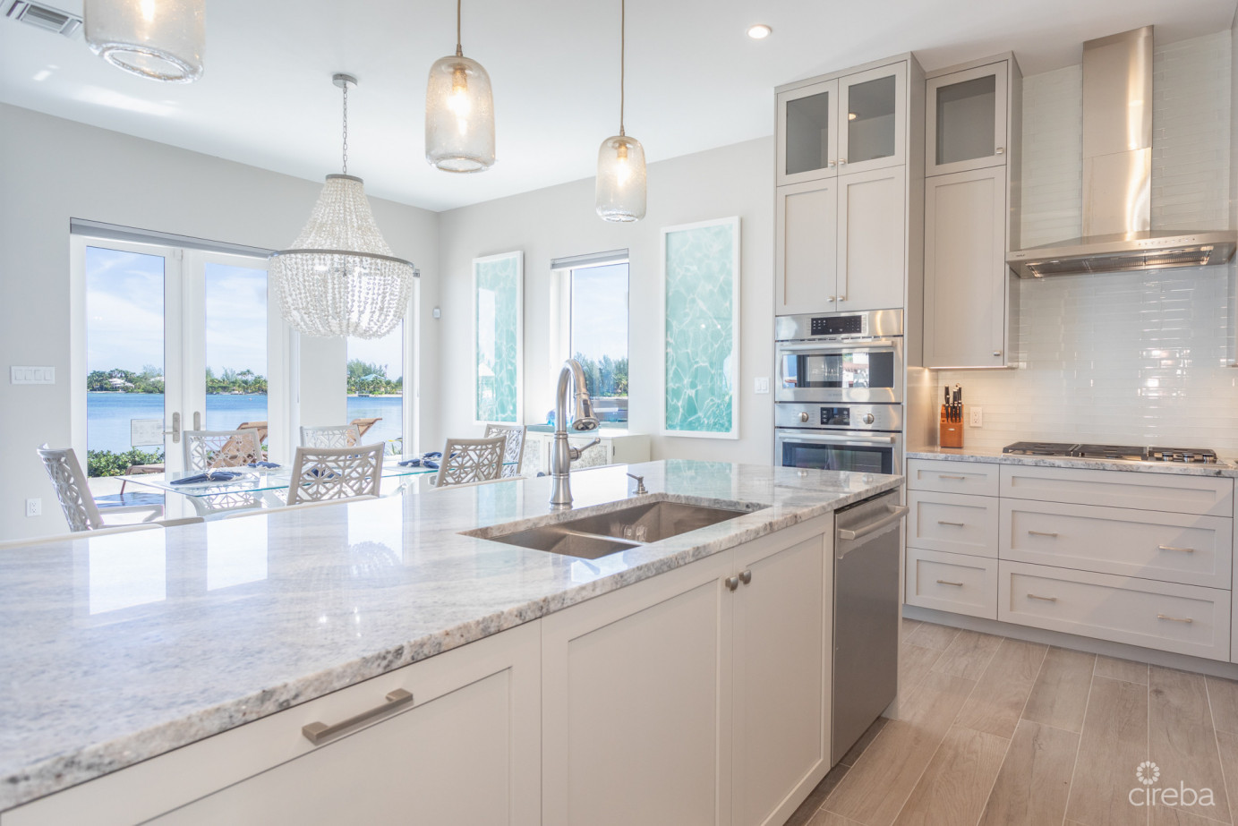 Compound Kai Luxury Estate, Grand Cayman