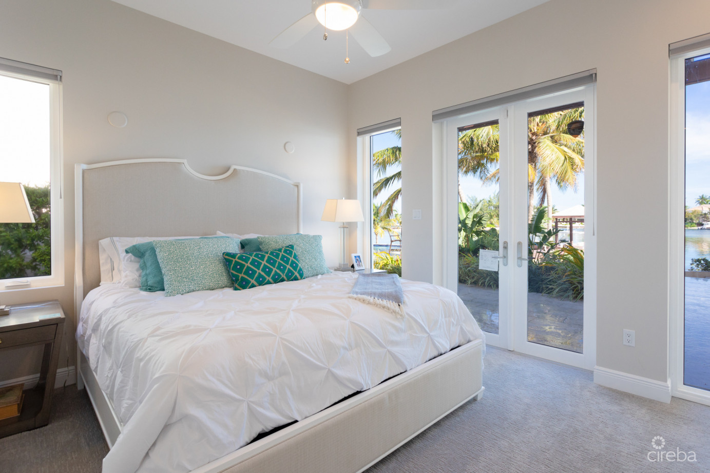 Compound Kai Luxury Estate, Grand Cayman