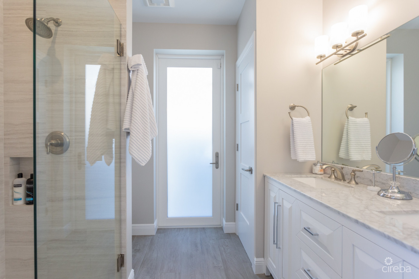 Compound Kai Luxury Estate, Grand Cayman