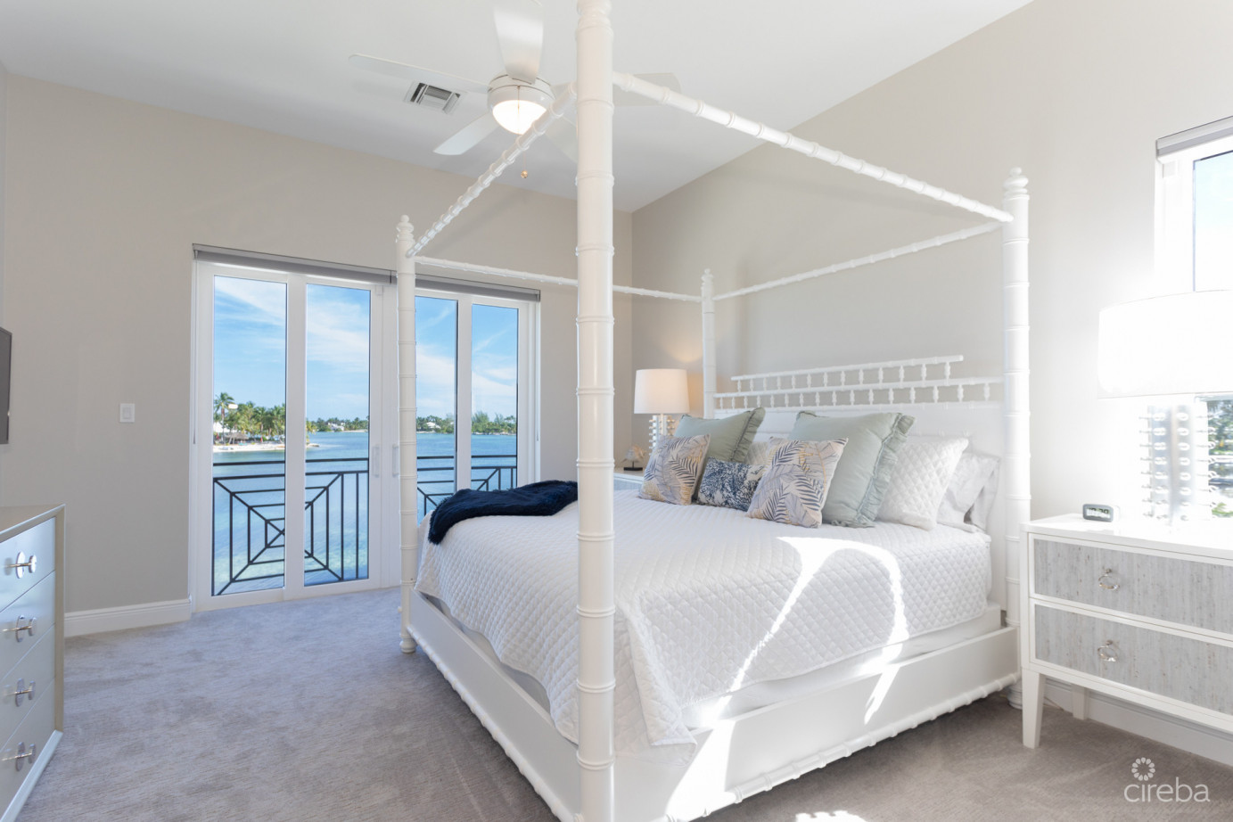 Compound Kai Luxury Estate, Grand Cayman