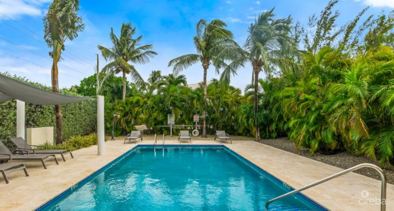 17 Snug Harbour Villas  Fantastic 2-bed/ 2.5 Bath In Highly Sought-after Complex