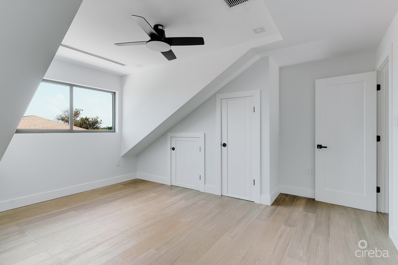 Kingsley Townhomes 2 Bed Plus Den Unit 3.