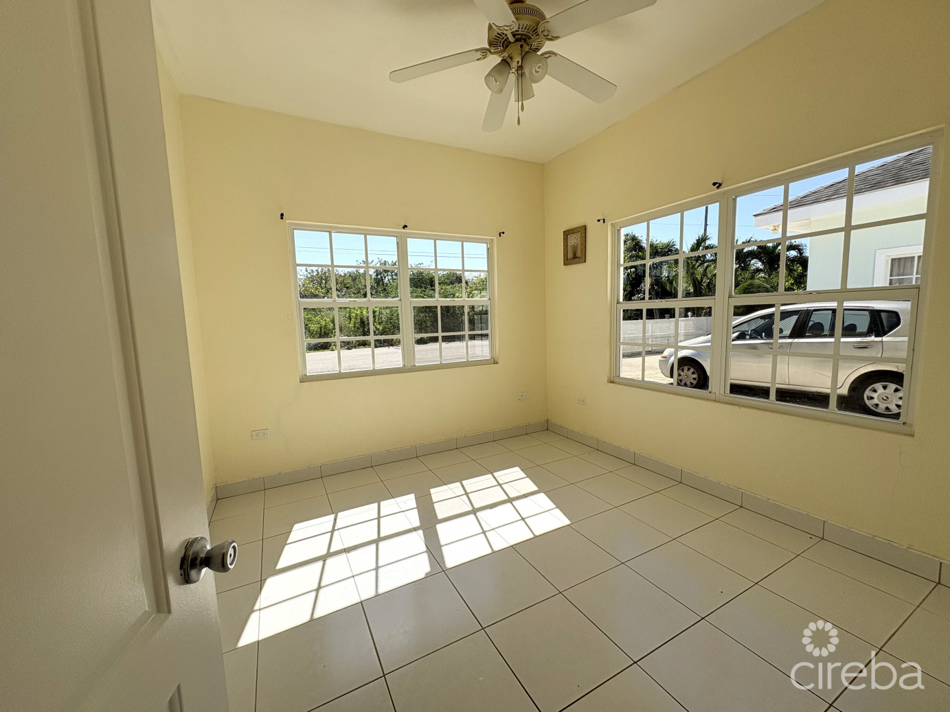 Royal Heights Half Duplex